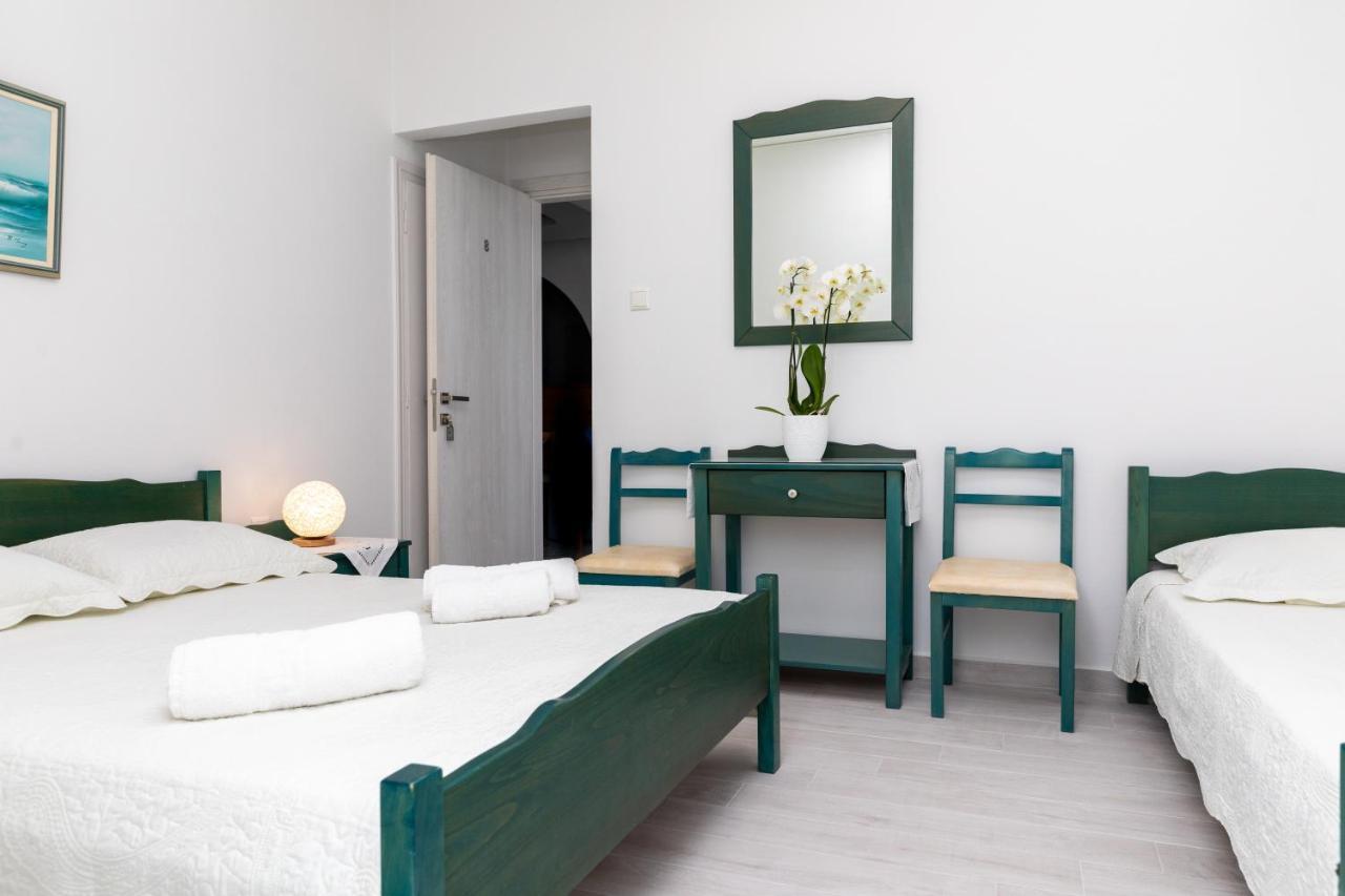 Annamaria Pansion Hotel Naxos City ภายนอก รูปภาพ