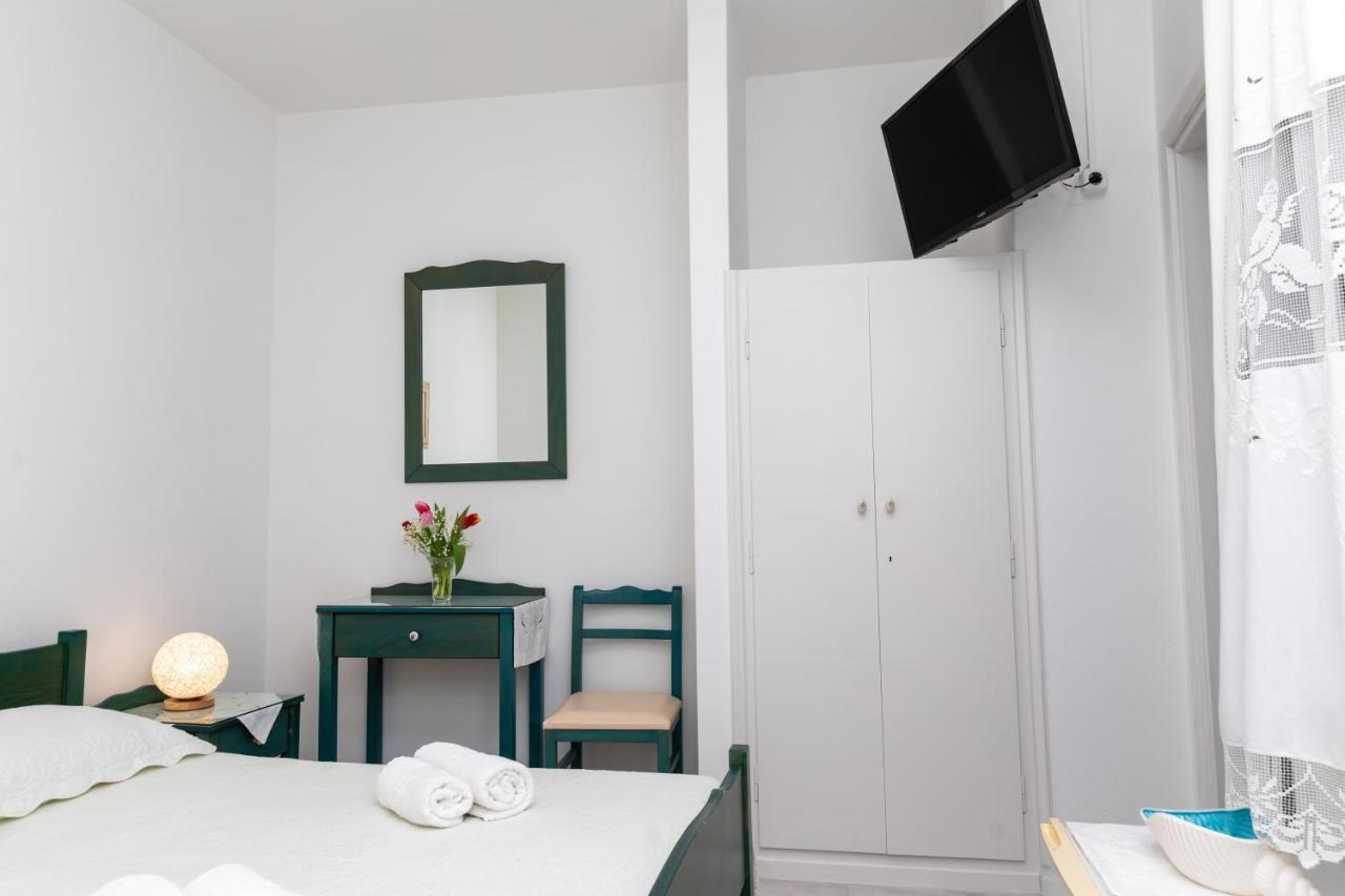 Annamaria Pansion Hotel Naxos City ภายนอก รูปภาพ